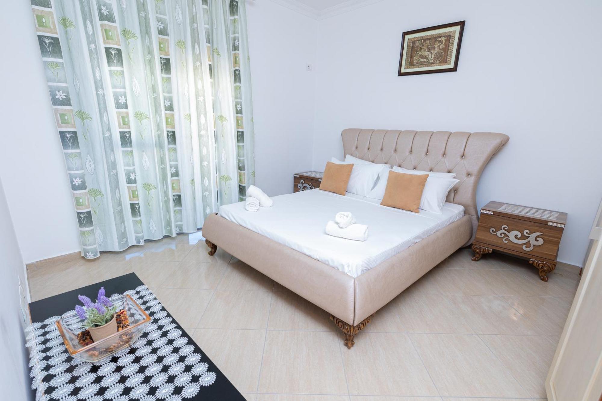 Lucas Apartments Rental Vlorë Exterior foto